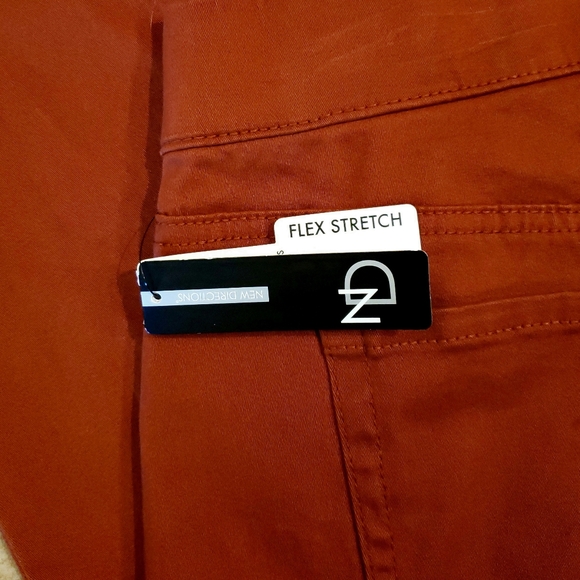 NEW DIRECTIONS Pull-On Skinny Pants - Size… - Picture 4 of 6